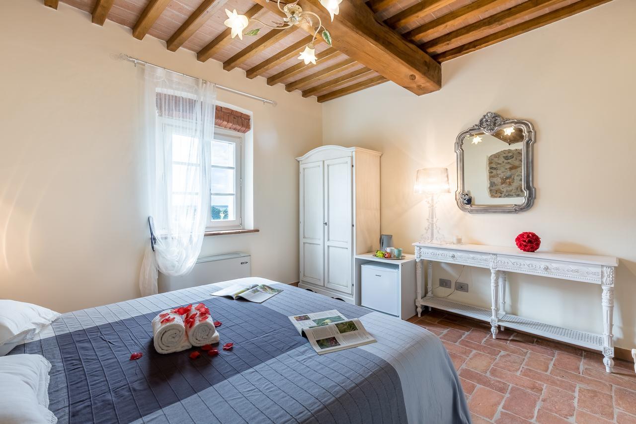B&B Pietra A Padule Filettole Екстериор снимка