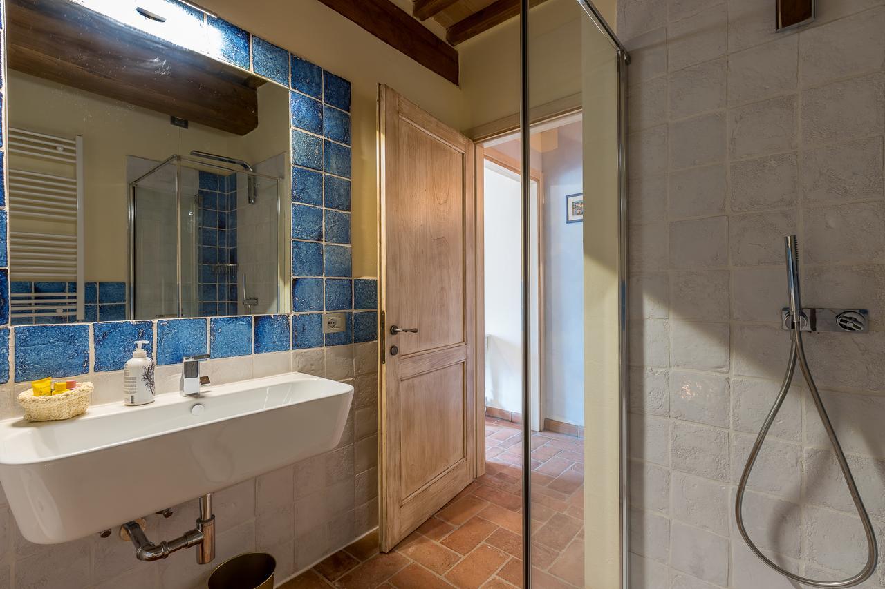 B&B Pietra A Padule Filettole Екстериор снимка