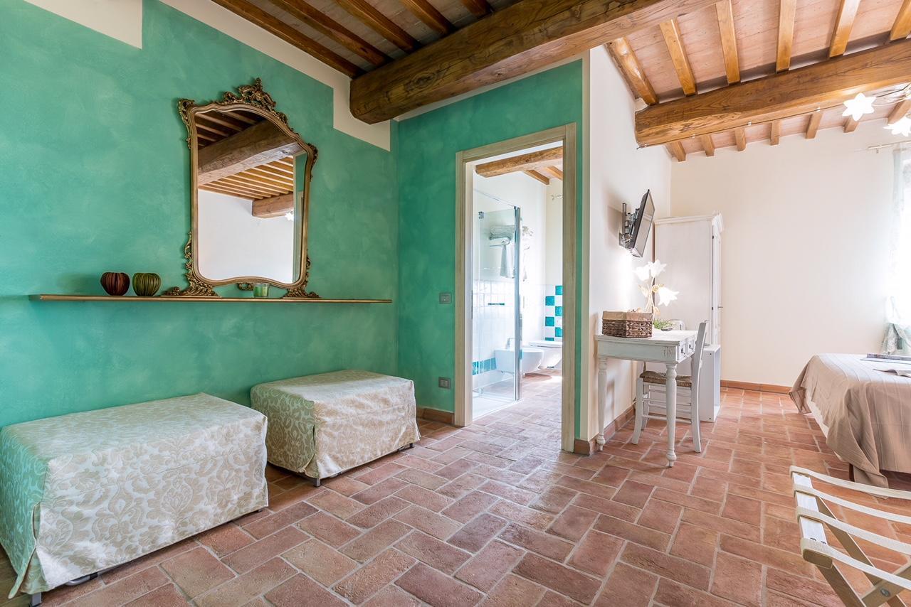 B&B Pietra A Padule Filettole Екстериор снимка