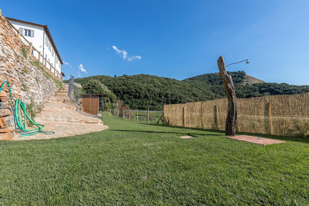 B&B Pietra A Padule Filettole Екстериор снимка