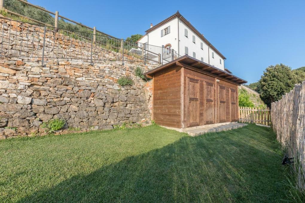 B&B Pietra A Padule Filettole Екстериор снимка